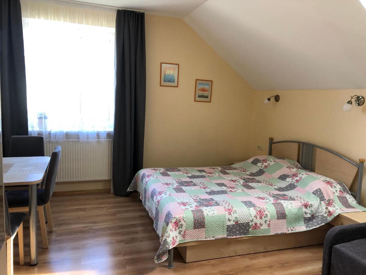Viktoras Apartments Palanga Ngoại thất bức ảnh